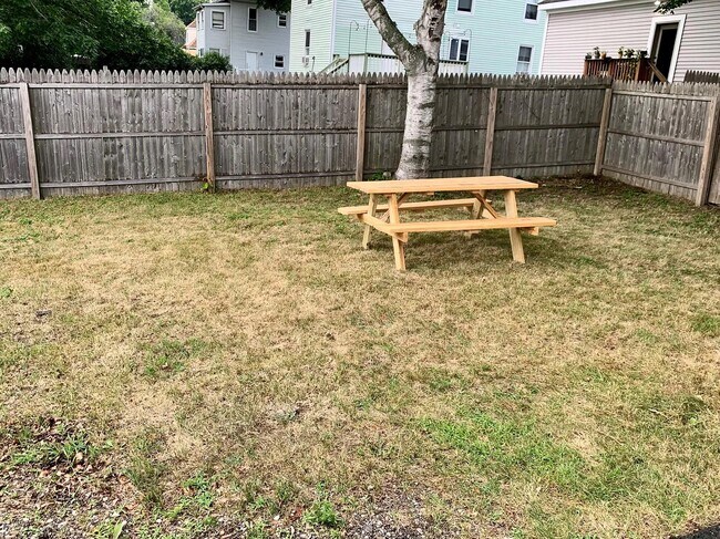 Building Photo - 220 Veranda St