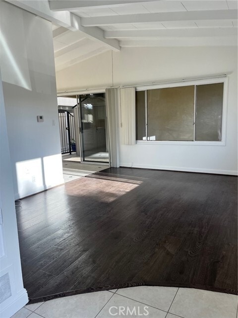 Building Photo - 3300 Seaview Ave