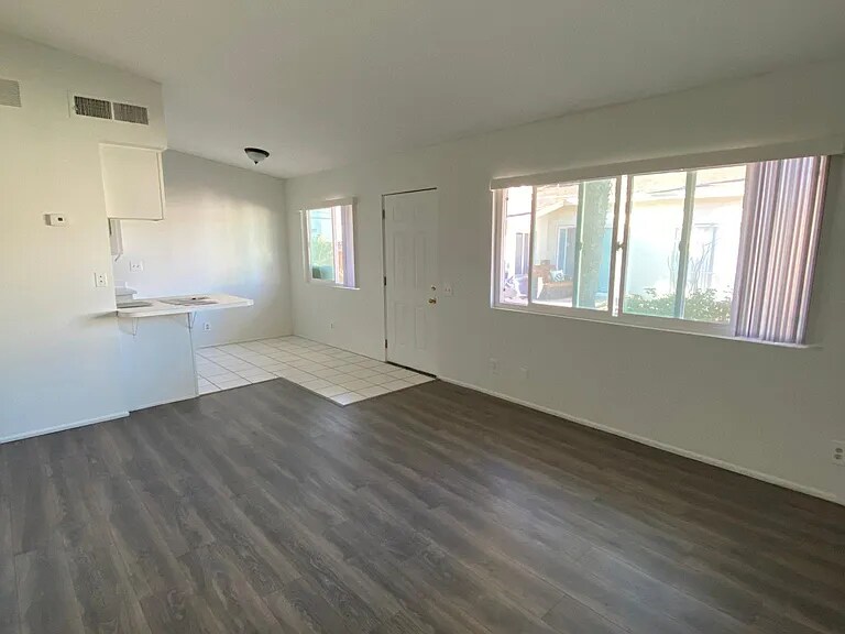 Building Photo - 45500 Garden Square