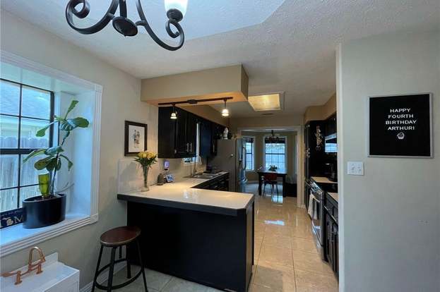 Building Photo - 3821 Oriole Ave