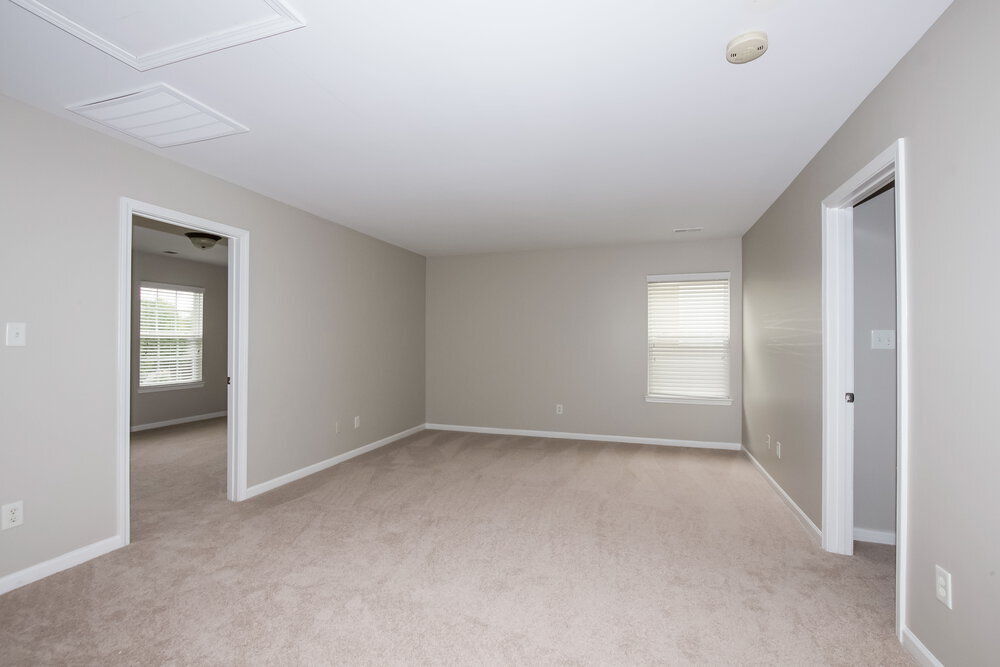 Building Photo - 3906 Herkimer Dr