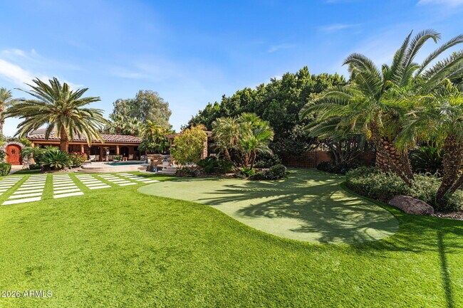 Building Photo - 11571 E Cochise Dr