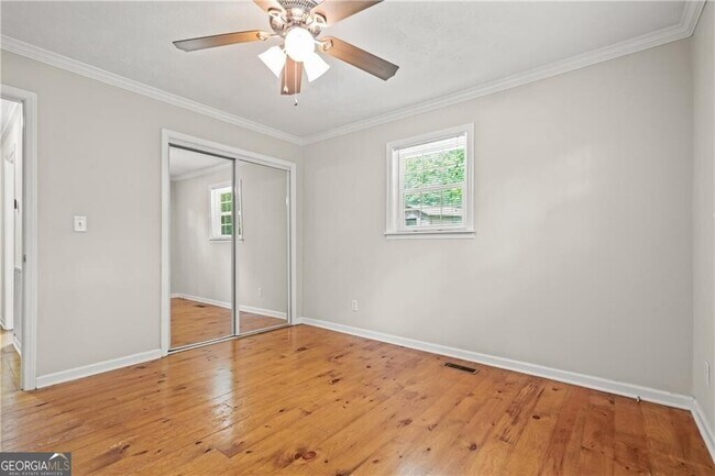 Building Photo - 39 Jim Ln SE