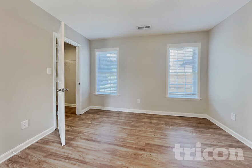 Building Photo - 2112 Saponi Village Ct