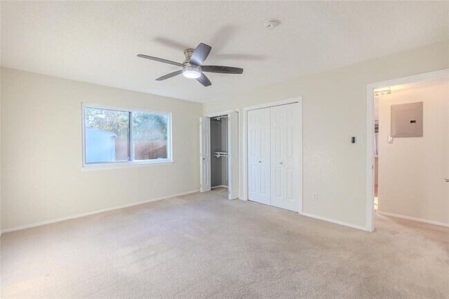 Building Photo - 8203 Beaver Brook Ln