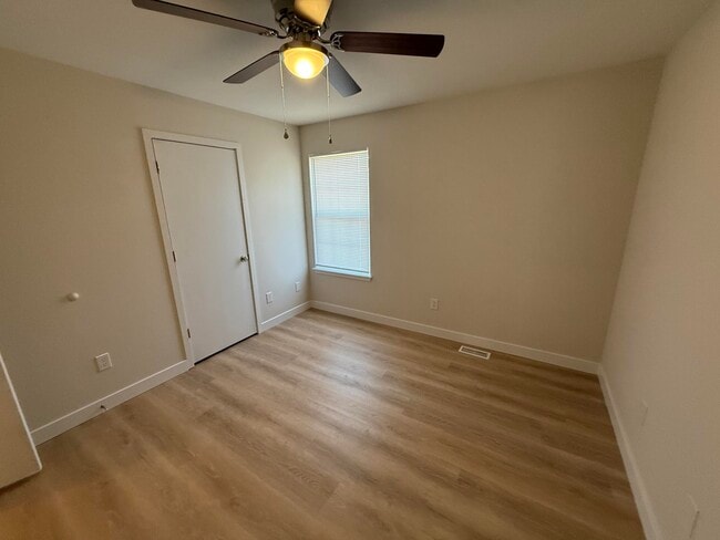 Building Photo - 1512 Citadel Dr