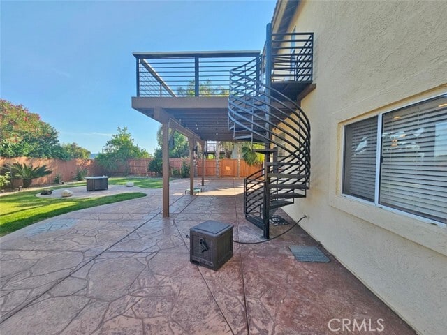 Building Photo - 39620 Glenwood Ct