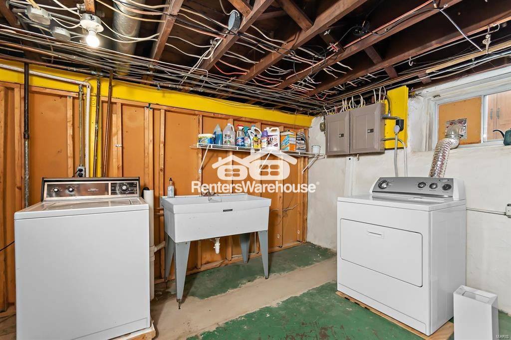 Building Photo - 5436 Lisette Ave