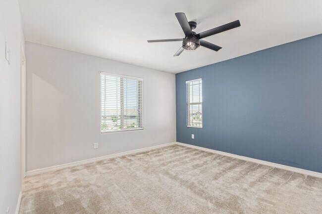 Building Photo - Spacious, Stylish, and Ready for You!