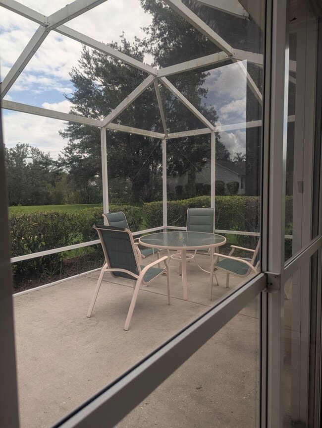 Building Photo - Villages Furnished Rental Property