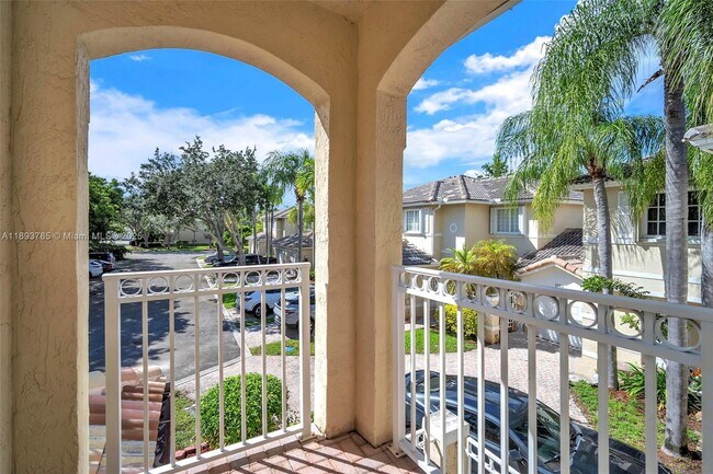 Building Photo - 2279 NW 170th Ave