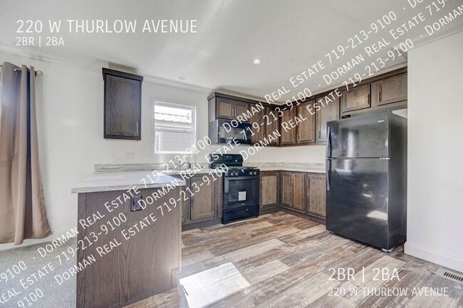 Building Photo - 220 Thurlow Ave