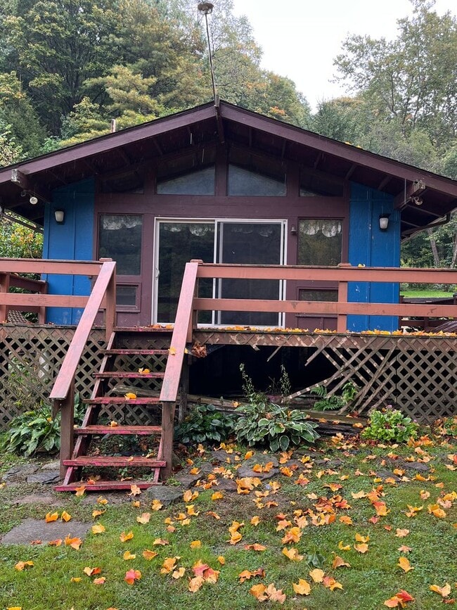 Building Photo - Coming soon! Two Bedroom Home on Austin Lake