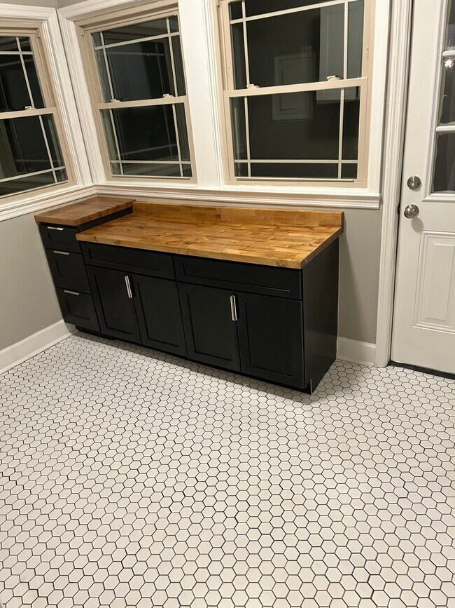 Updated laundry room - 269 E Eastland St