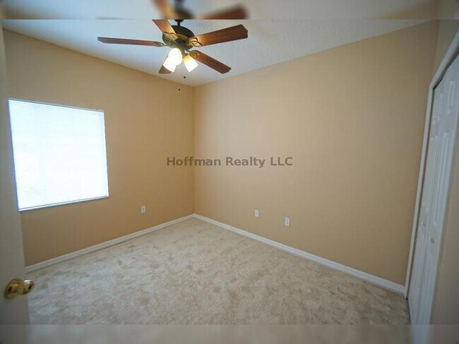 Building Photo - 3/2 Condo in Villages of Bloomingdale