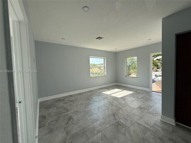 Building Photo - 2311 NW 15th St