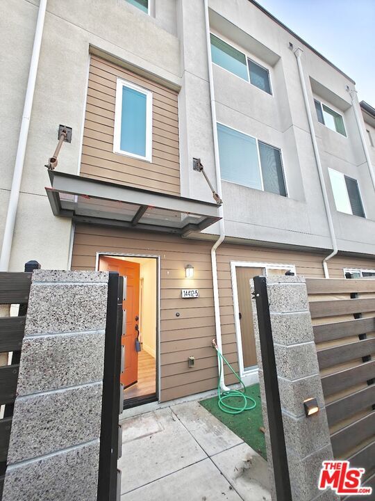 Building Photo - 14412 Kiwi Ln