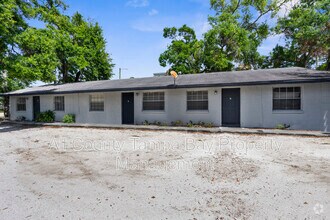 Building Photo - 402 W Columbus Dr