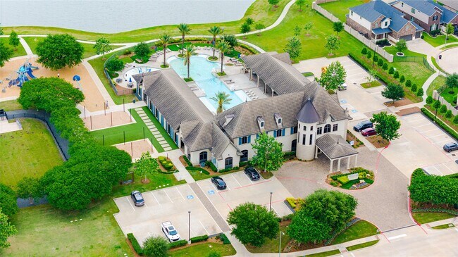 Building Photo - 20430 Avelignese Wy