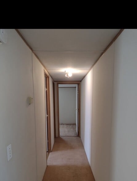 Building Photo - 2181 Blue Creek Rd