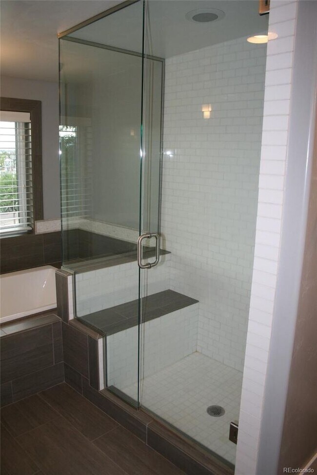 Building Photo - Prime Wash Park location!! Modern remodeled bungalow with high-end finishes close to Wash Park, r...