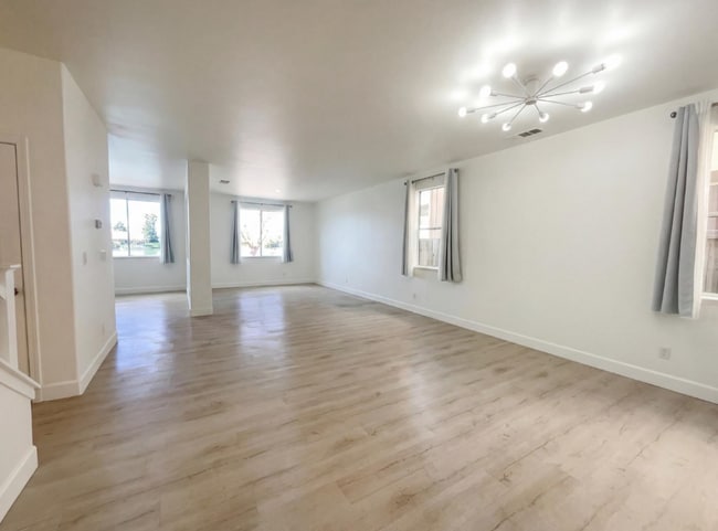 Building Photo - 2724 Bertolani Cir