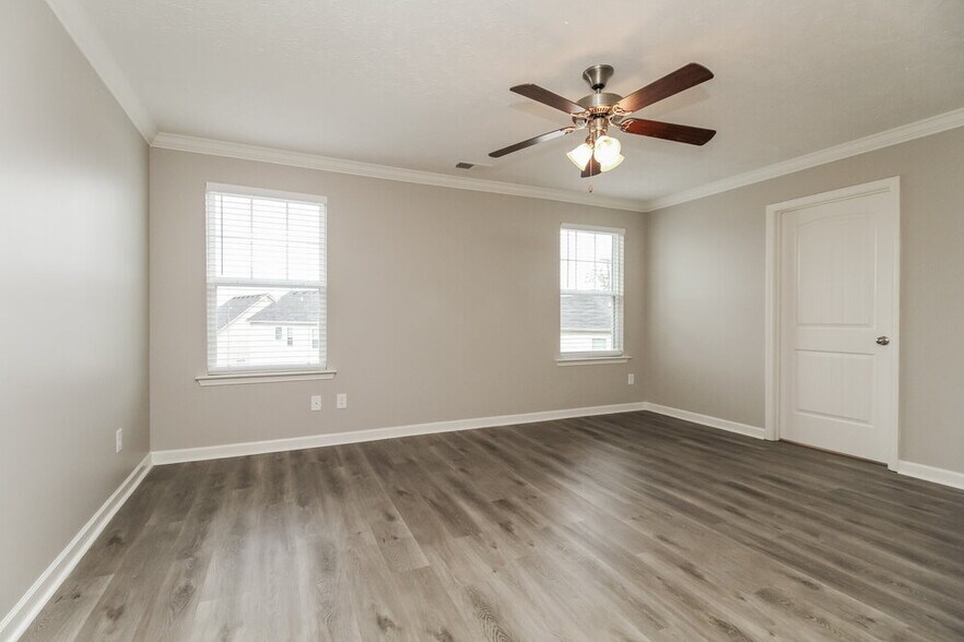 Building Photo - 1393 Rockglade Run