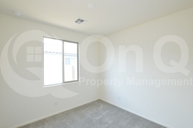 Building Photo - 816 S Strahan Pl