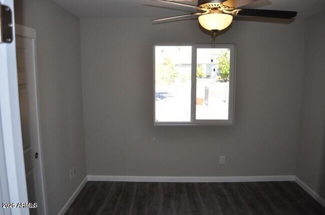 Building Photo - 3739 E Montecito Ave