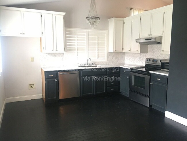 Building Photo - 3746 Pheasant Ct