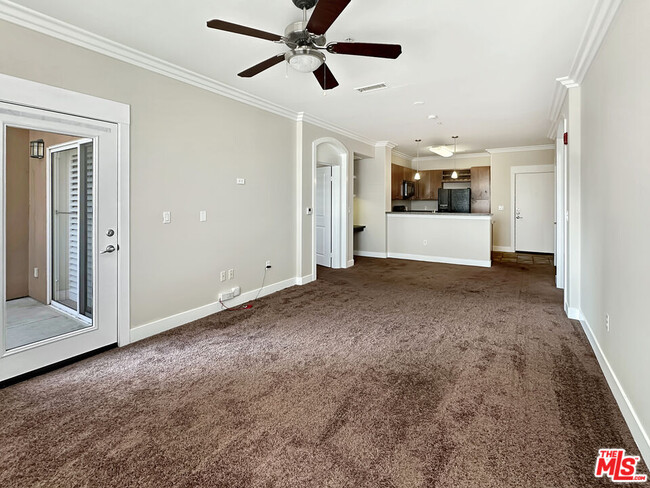 Building Photo - 24585 Town Center Dr