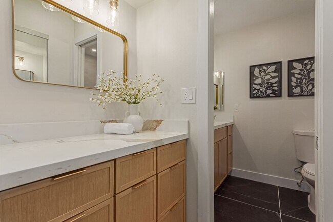 Building Photo - Charming 3-Bedroom Mid-Century Gem in the ...