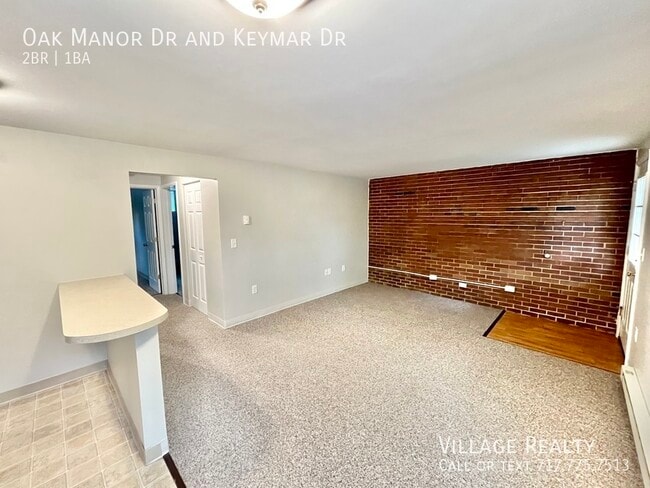 Building Photo - 219 Oak Manor Dr