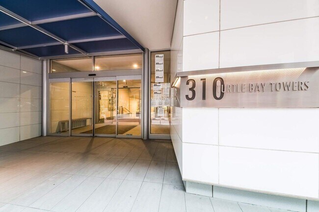 Building Photo - 310 E 46th St