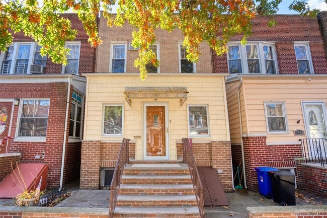 Building Photo - 71-20 68th St