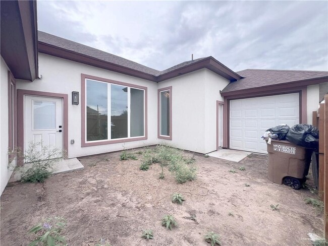 Building Photo - 33 E Tassajara St