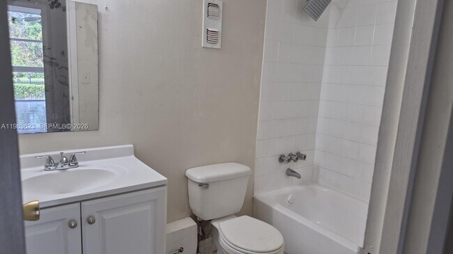 Building Photo - 16950 W Dixie Hwy