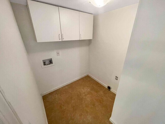 Building Photo - East Cobb - 3BR/2BA - Walton HS
