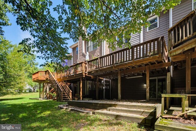 Building Photo - 7779 Chatfield Ln