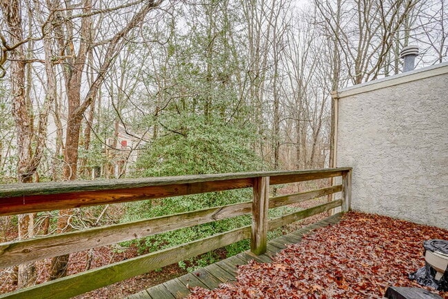 Building Photo - 4526 Concord Pl