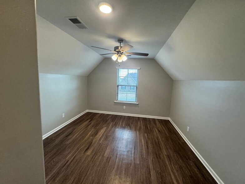 Building Photo - NEWLY CONSTRUCTED IN WALLS, MS