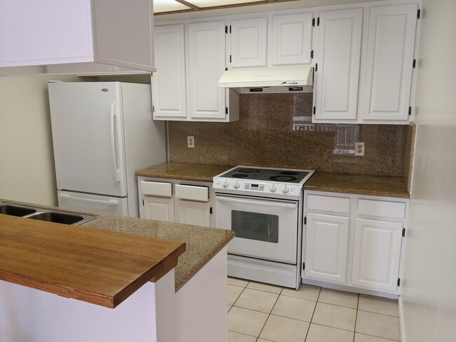 Building Photo - 3715 Terstena Pl