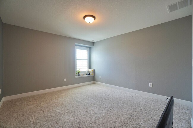 Building Photo - 7016 Lickeen Ct