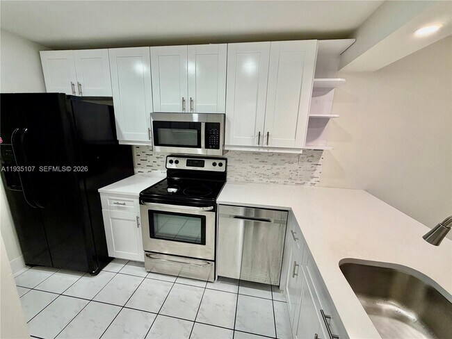 Building Photo - 11336 NW 16th St