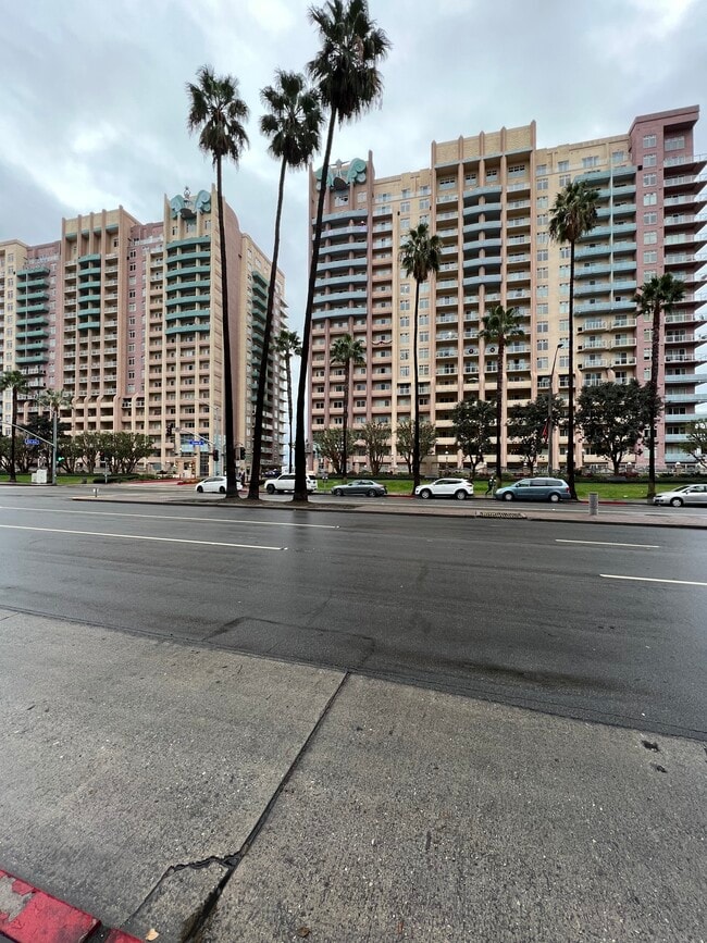 Street View - 388 E Ocean Blvd
