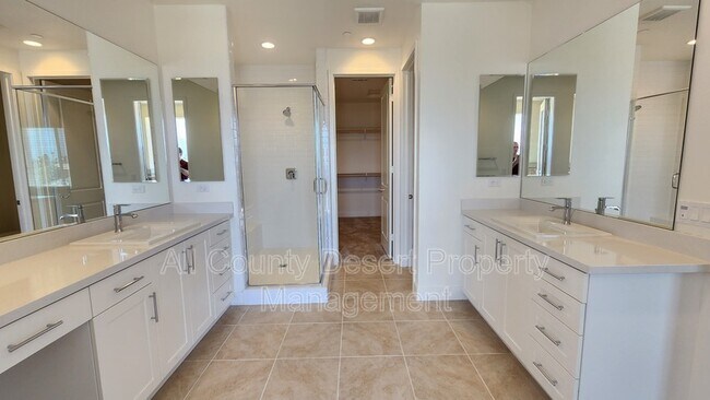 Building Photo - 43193 Passagio Lago Way