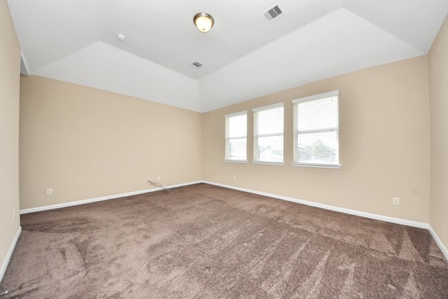 Building Photo - 27419 Canyon Reach Dr