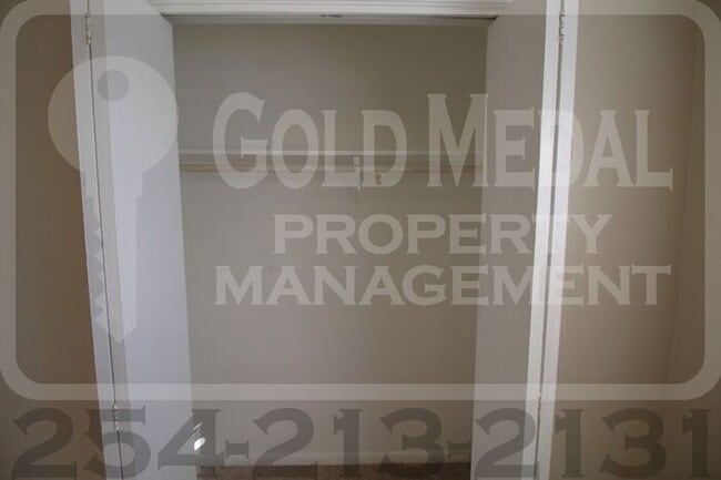 Building Photo - 609 Sunset Ln