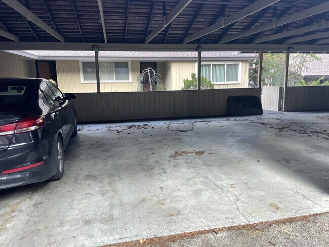 Building Photo - 2063 Donald Dr