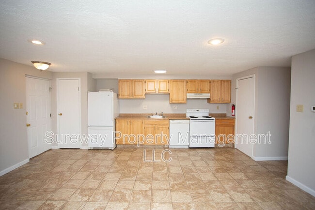 Building Photo - 26 Teaberry Ct